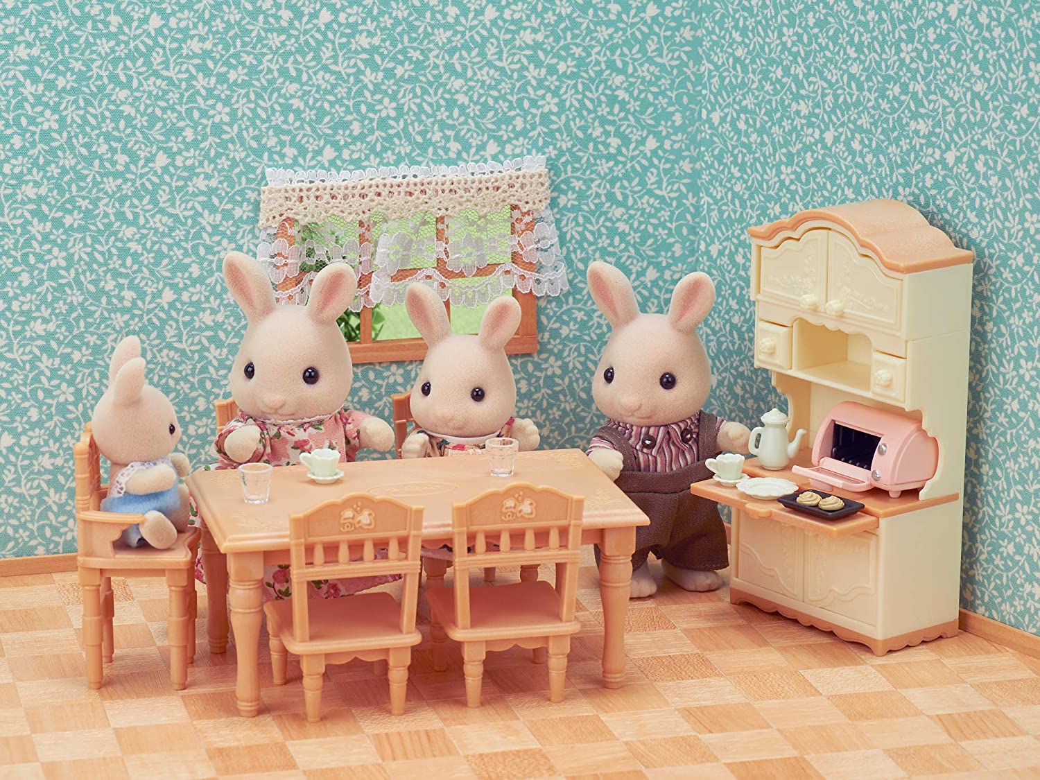 Calico Critters Dining Room Set by Epoch Everlasting Play 1