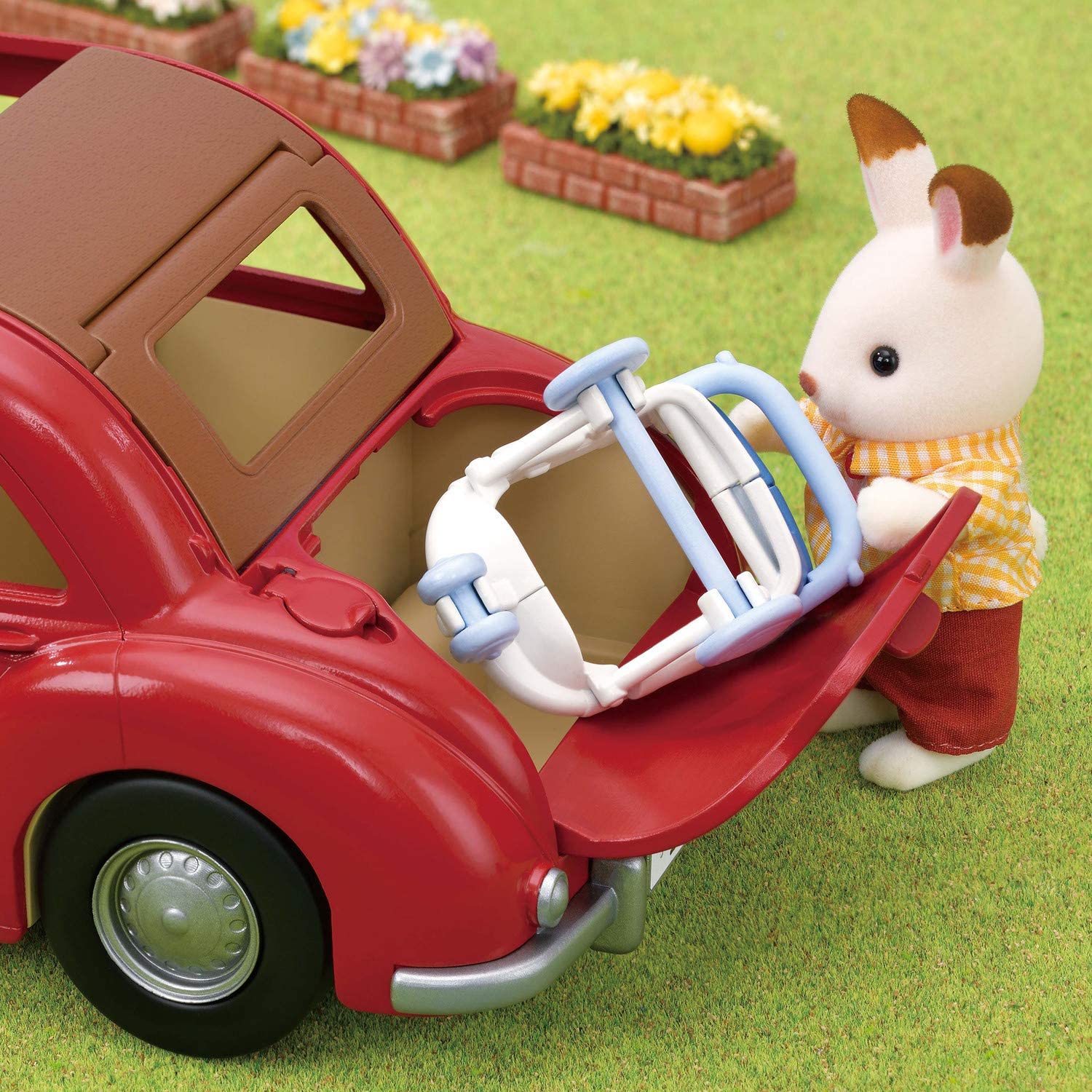 Calico Critters Family Cruising Car by Epoch Everlasting Play 3