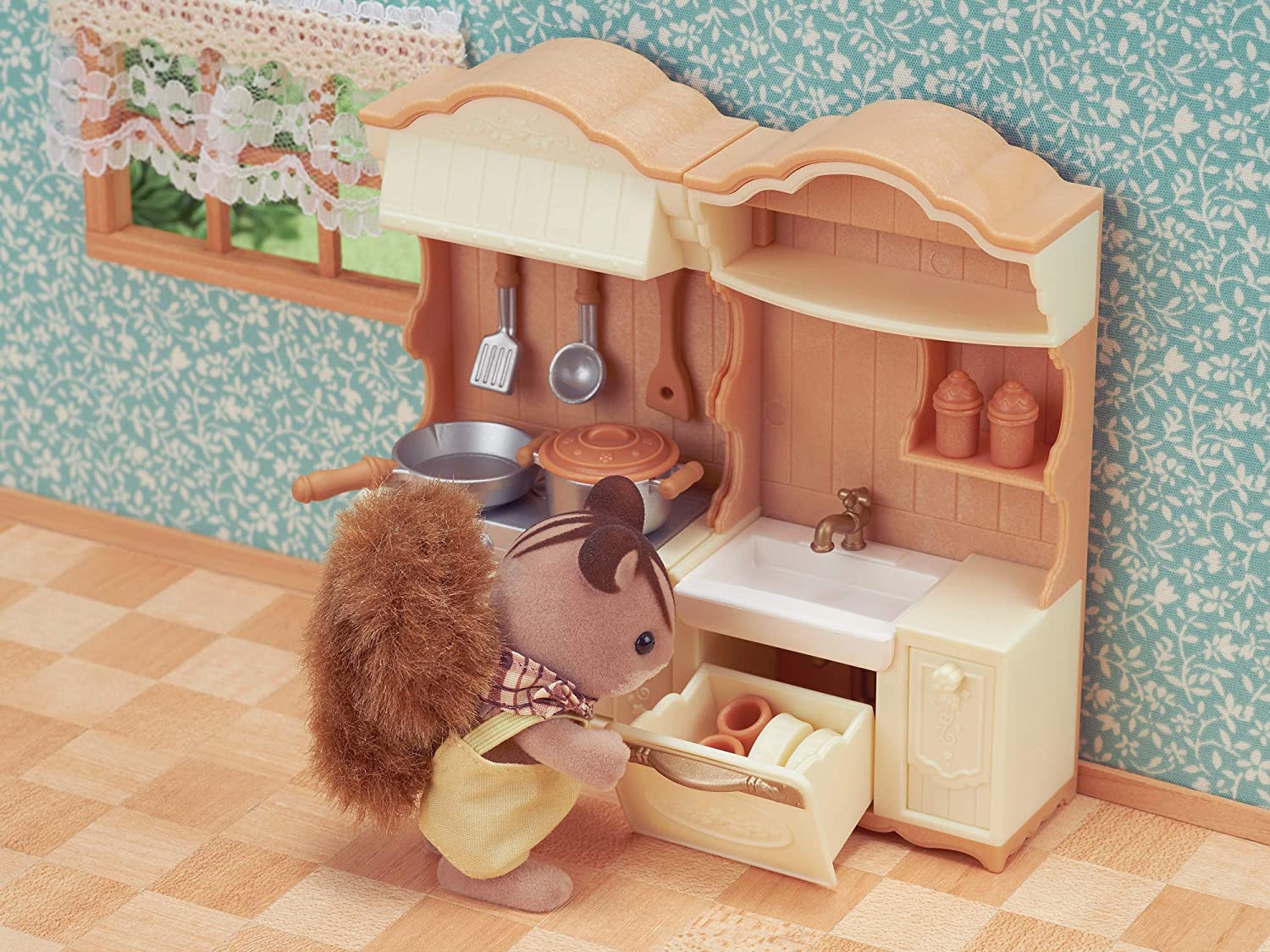 Calico Critters Kitchen Play Set by Epoch Everlasting Play 4