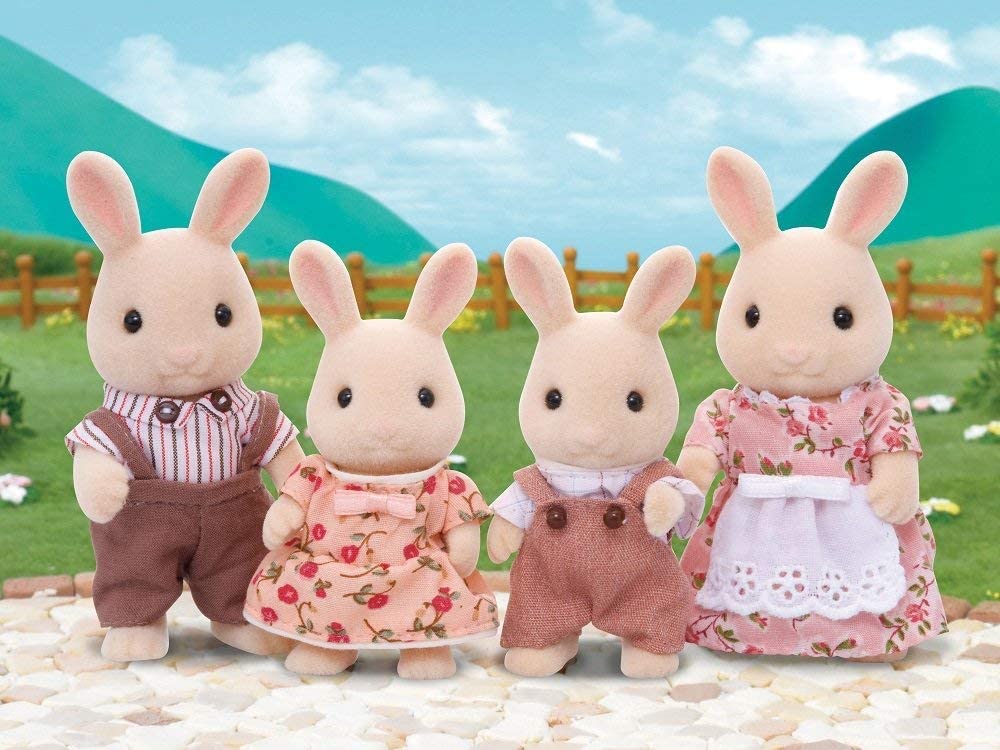 Calico Critters Sweetpea Rabbit Family by Epoch Everlasting Play 2