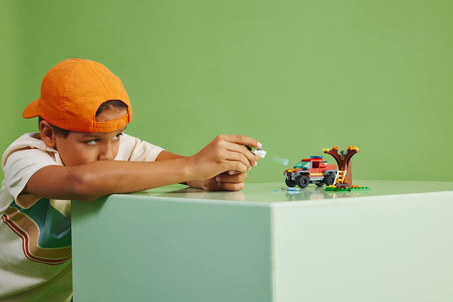 City 4x4 Fire Truck Rescue by Lego 2