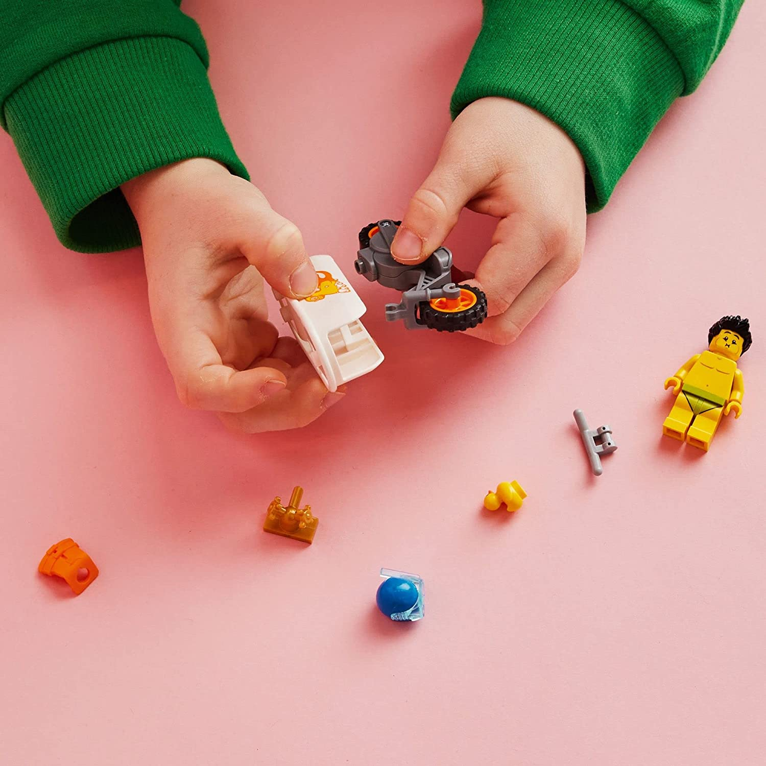 City Bathtub Stunt Bike by Lego 4