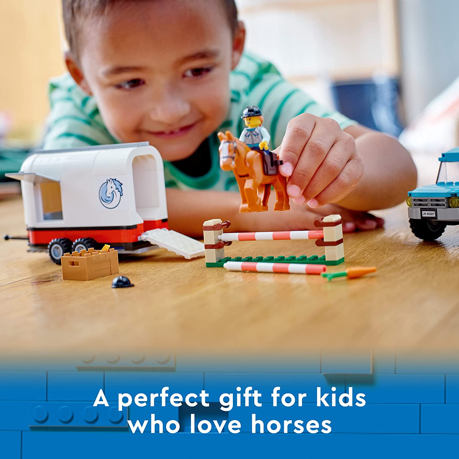 City Horse Transporter by Lego 5