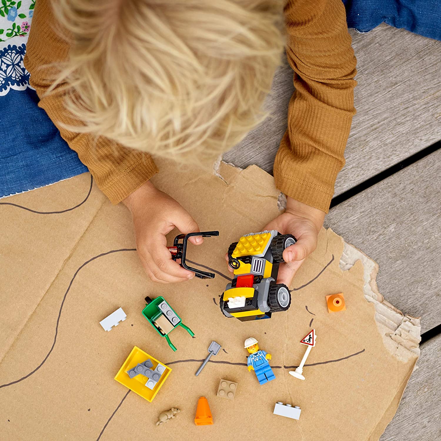 City Roadwork Truck by Lego 3