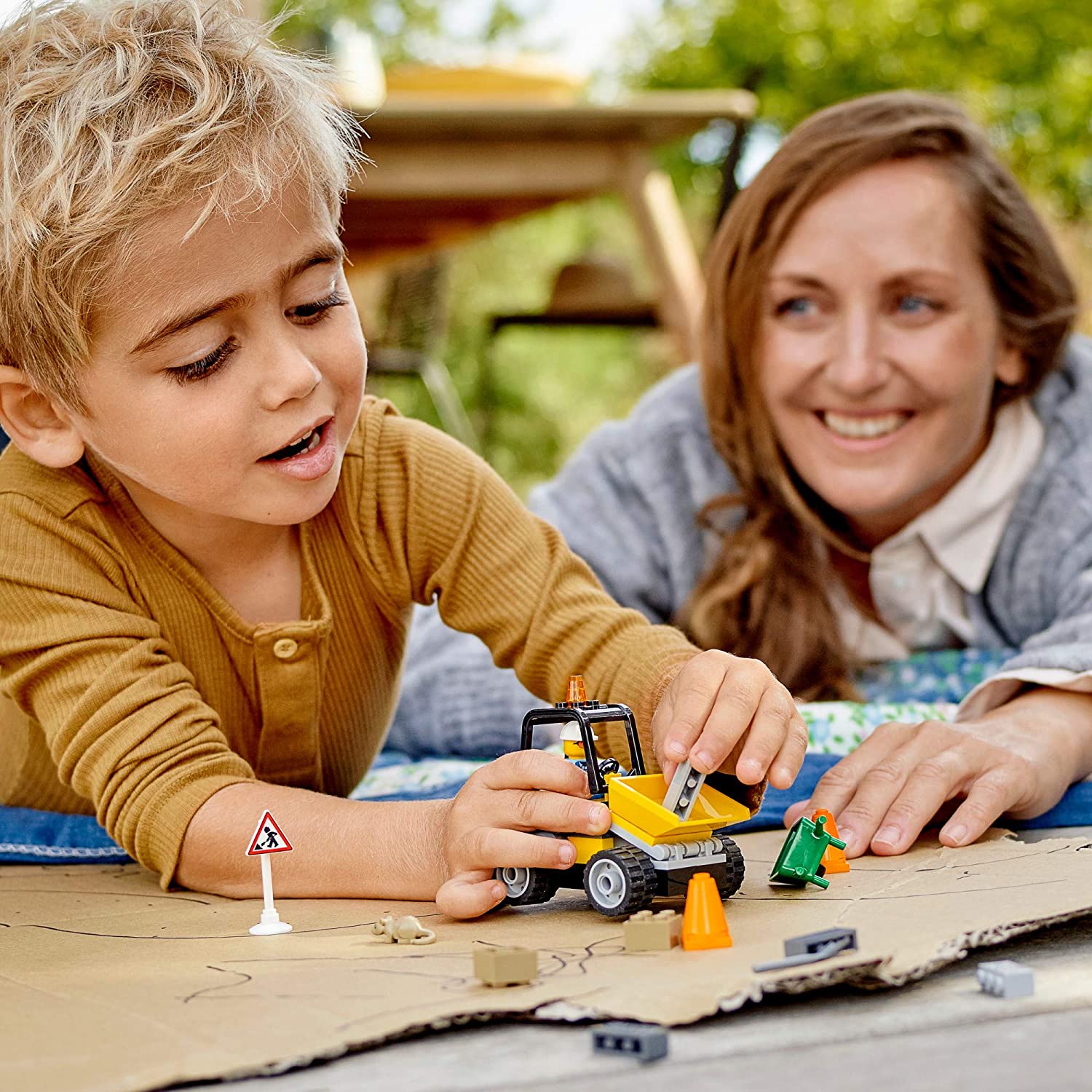 City Roadwork Truck by Lego 4