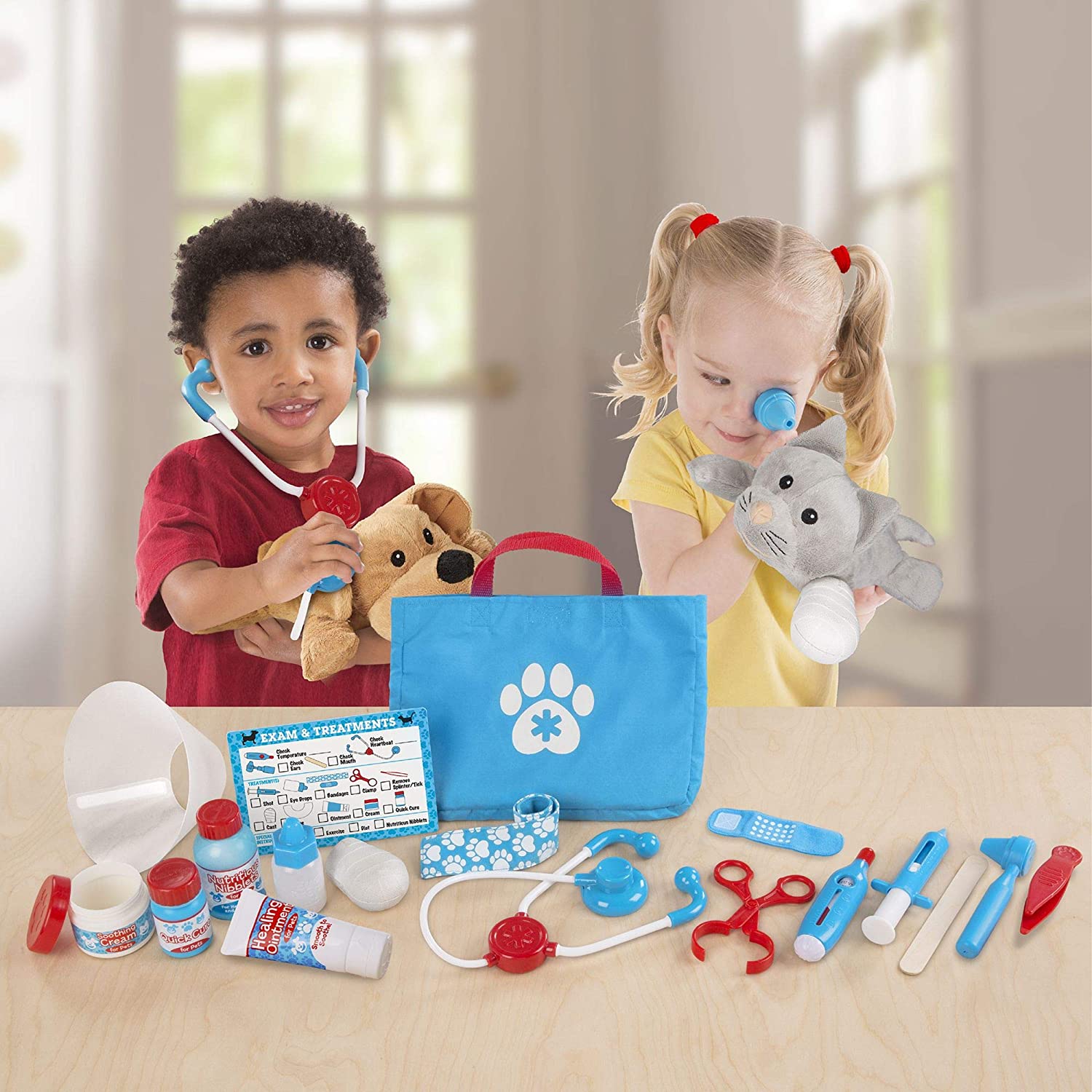 Examine Treat Pet Vet Play Set by Melissa Doug 3