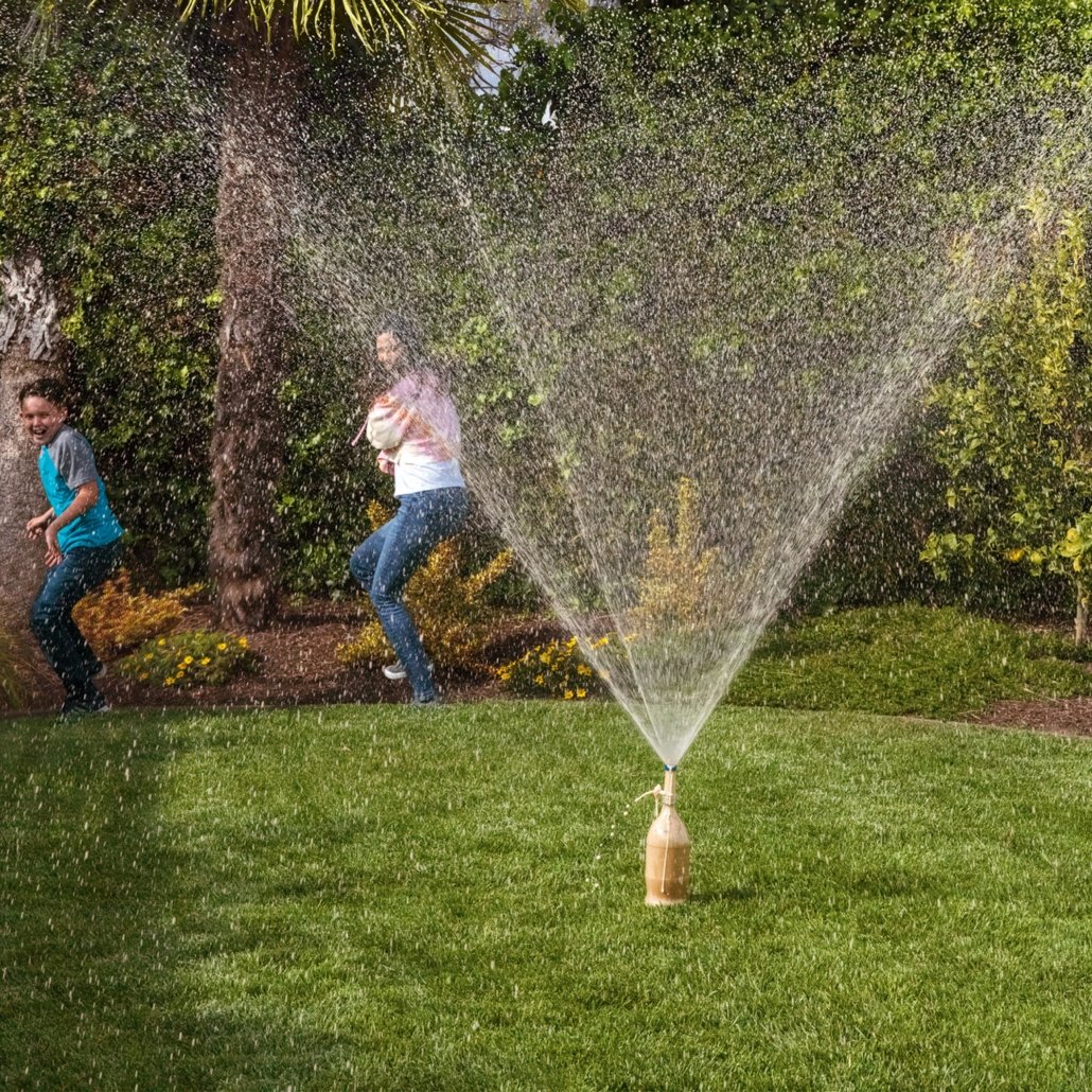 Extreme Geyser Tube by Steve Spangler Science 5