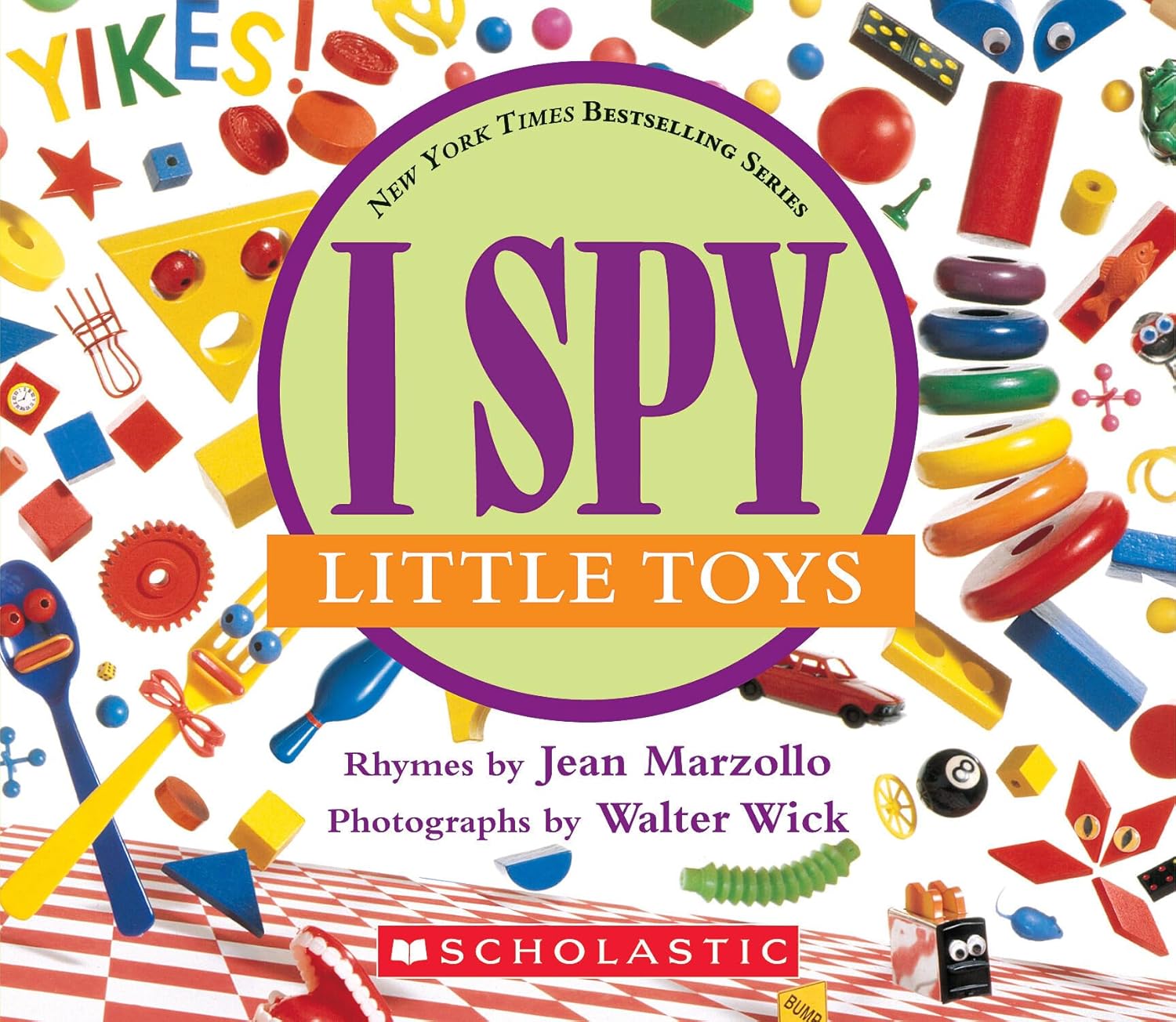 I Spy Little Toys by Scholastic