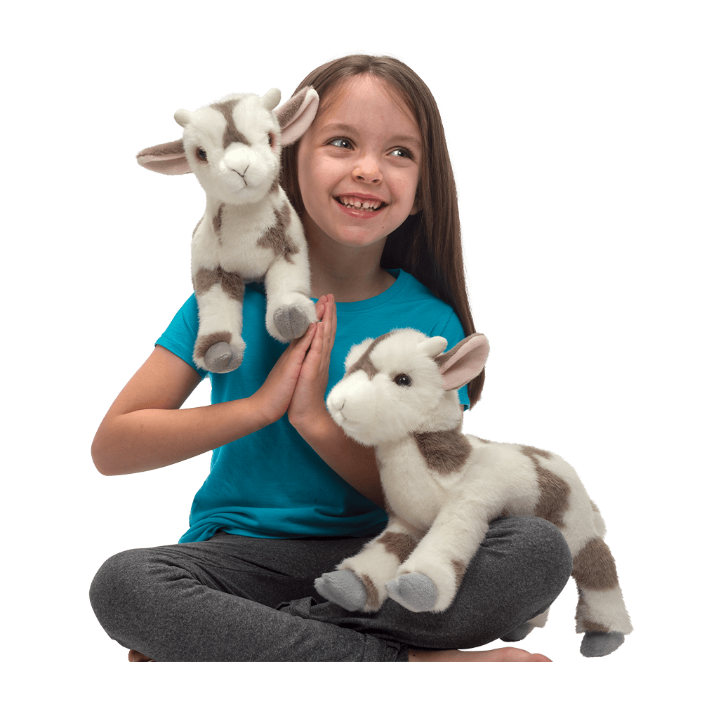 Gisele Goat by Douglas 1