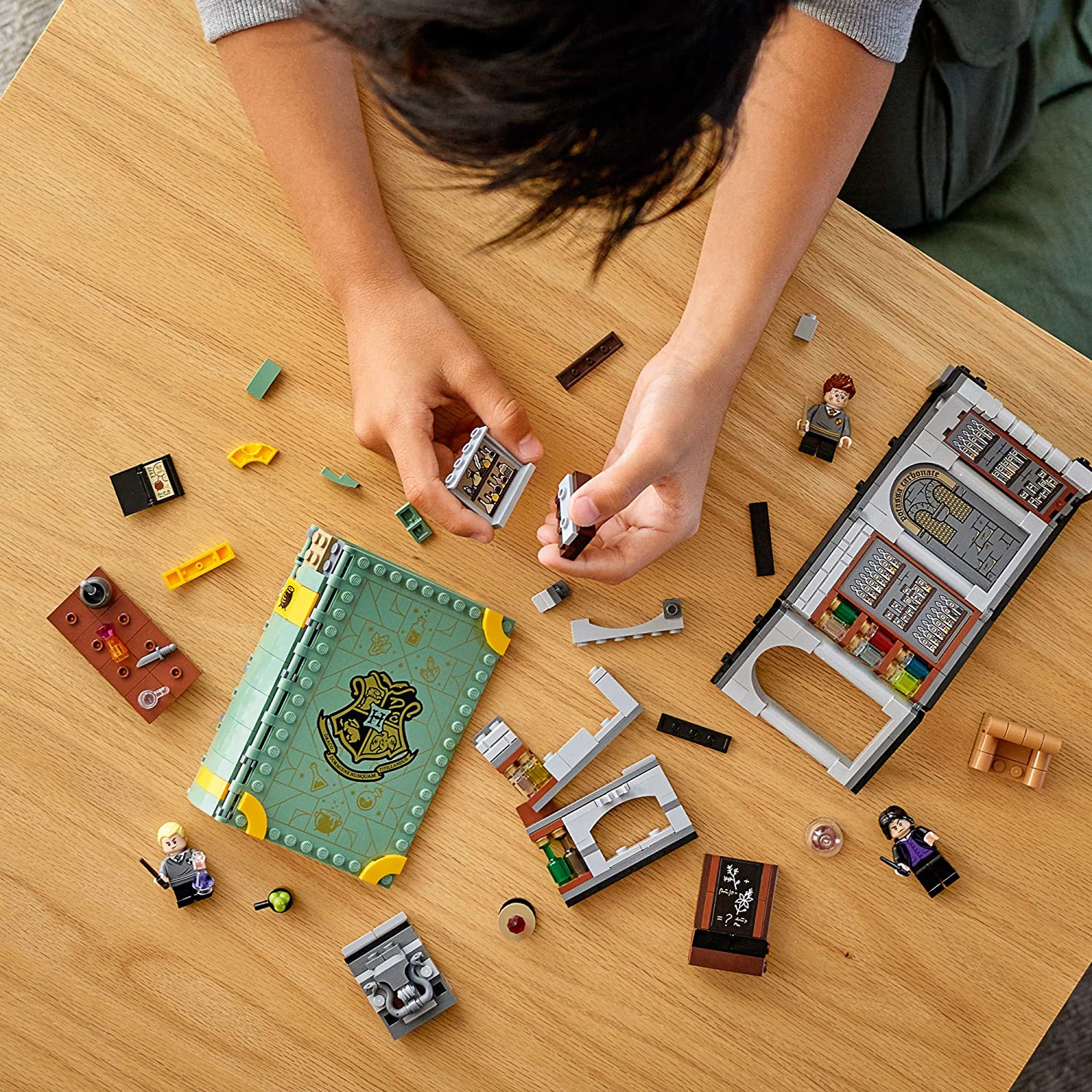 Harry Potter Hogwarts Moment Potions Class by Lego 4