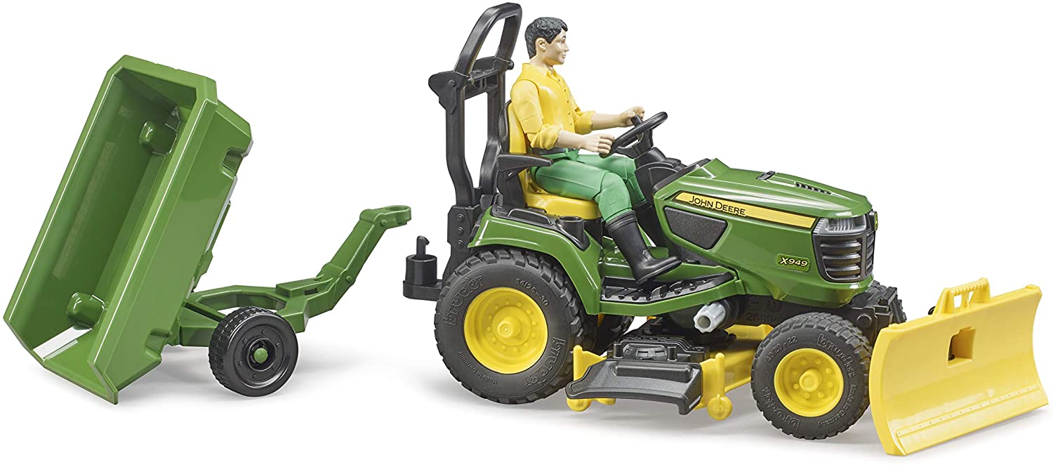 John Deere Lawn Tractor with Gardner by Bruder 1