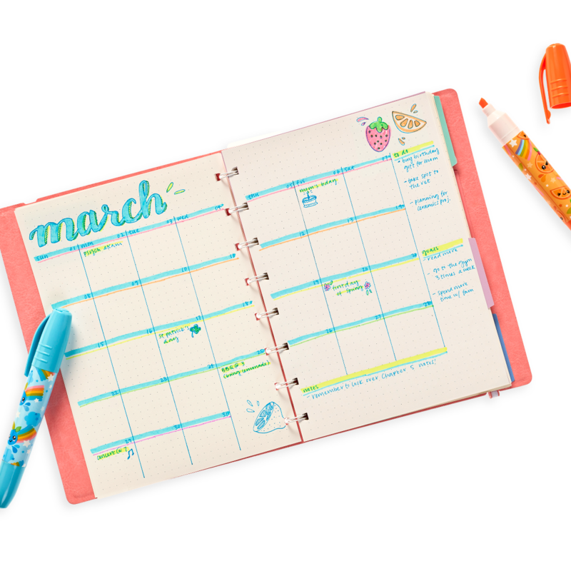 Jumbo Juicy Scented Neon Highlighters by Ooly 4