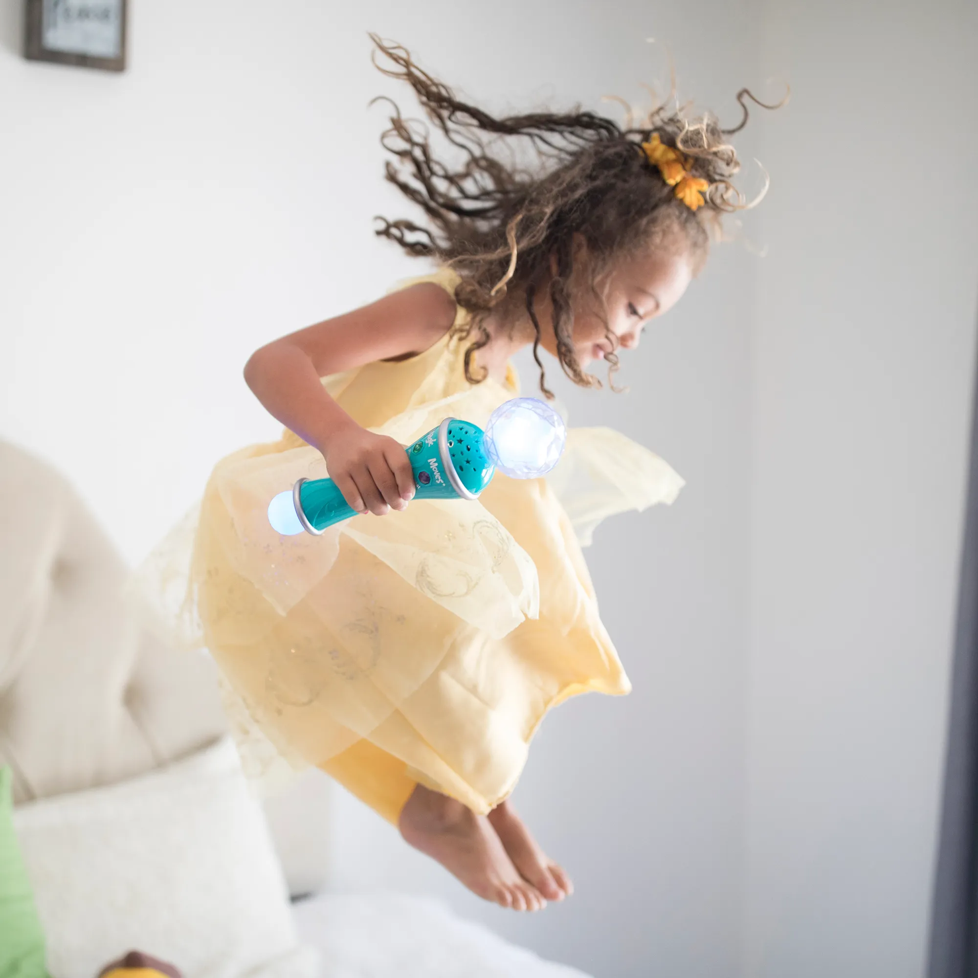 Magic Moves Electronic Wand by Educational Insights 3