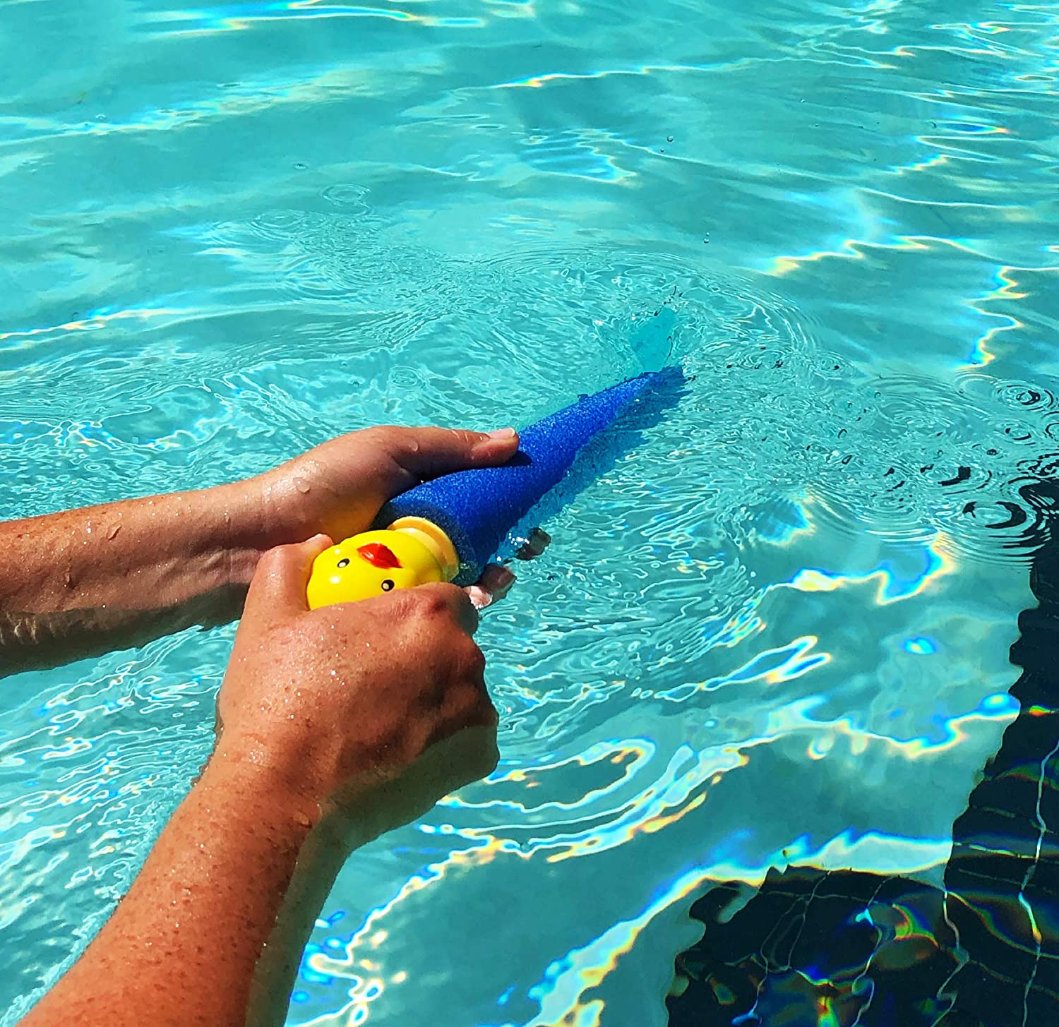 Max Liquidator Critter Blaster Pool Toy by Prime Time 4