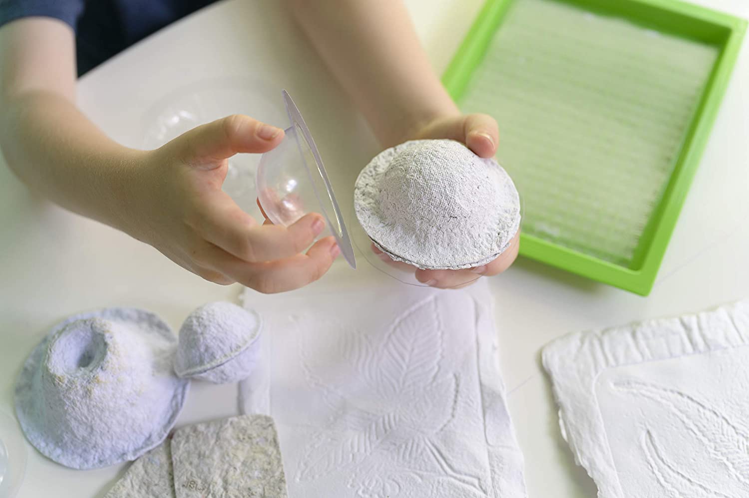 Paper Making Kit by Toysmith 3