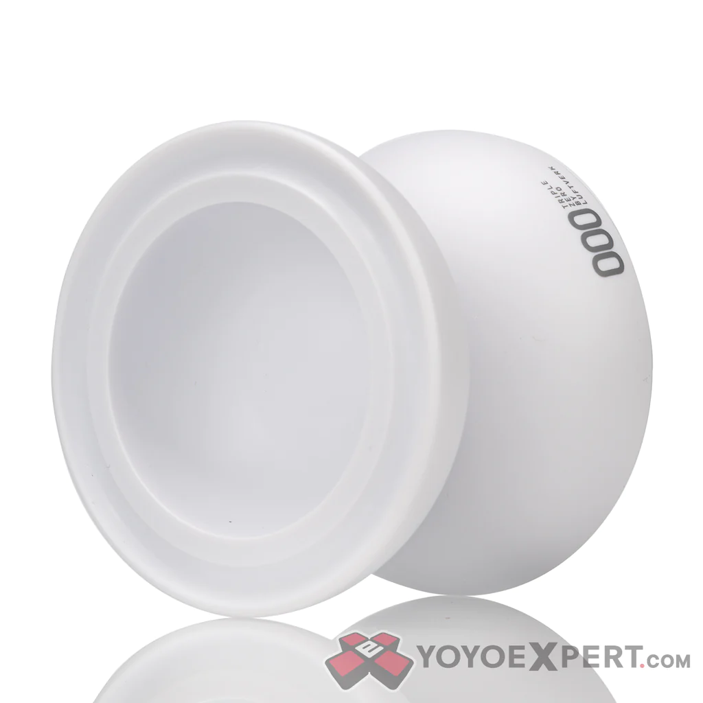 Plastic 000 - Luftverk-by-Luftverk