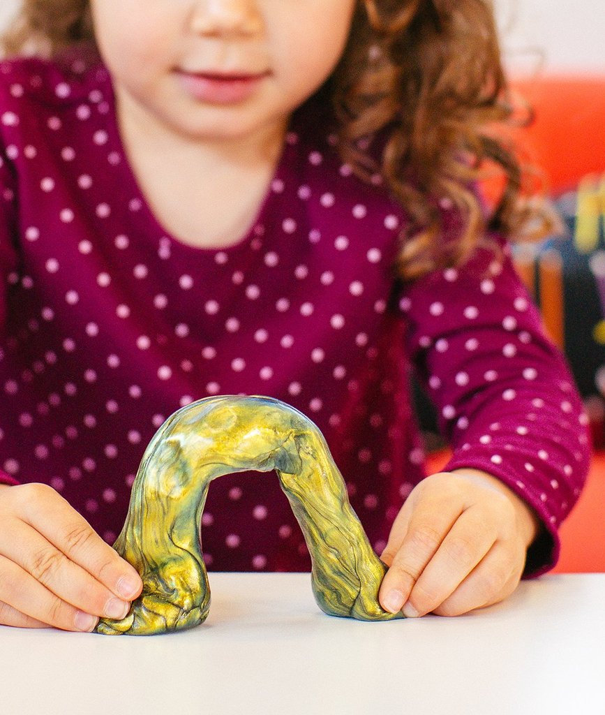 Super Oil Slick Thinking Putty Super Illusions Series by Crazy Aarons 2