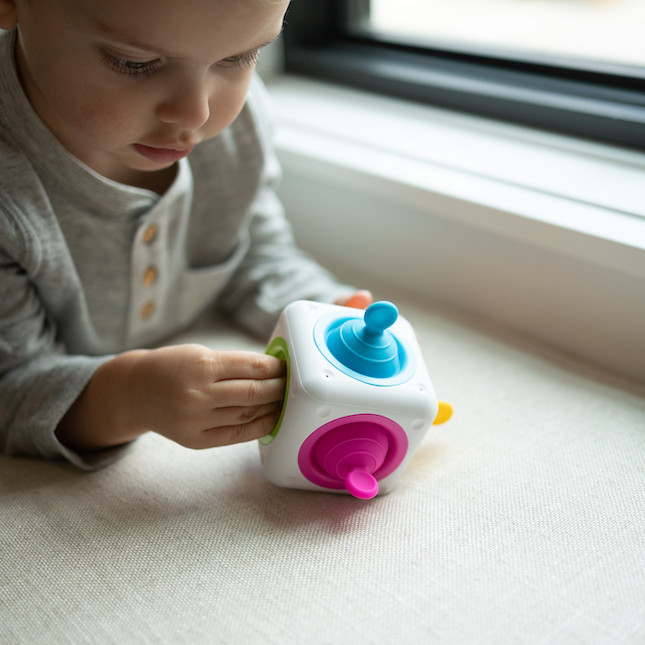 Tugl Cube by Fat Brain Toys 4