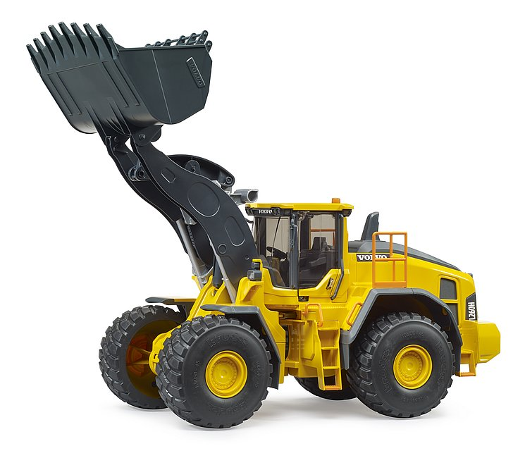 Volvo Wheel Loader by Bruder 3