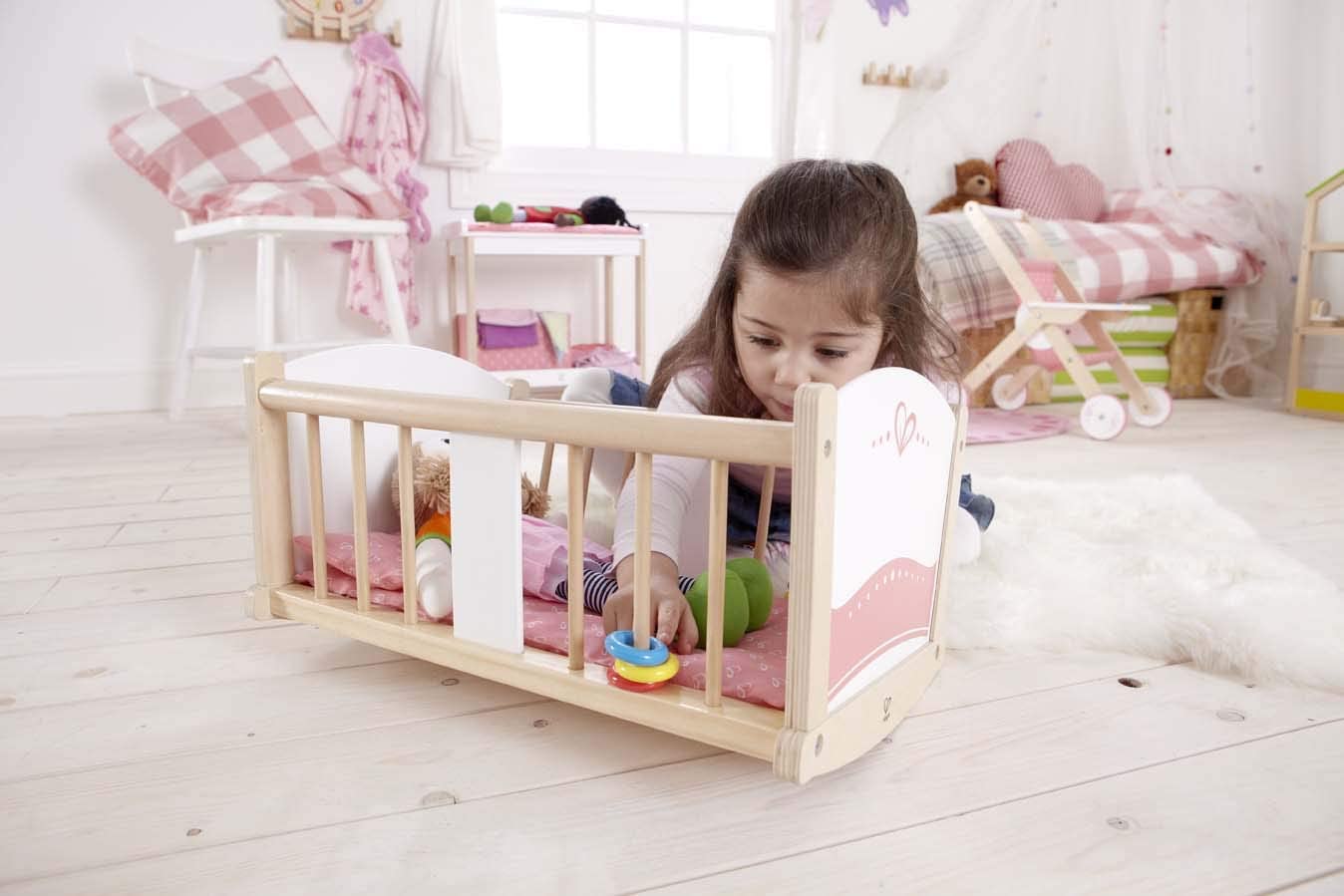 Wooden Cradle by Hape 3