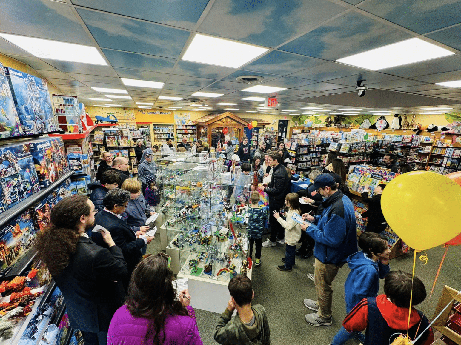 Winners of the 2024 LEGO Mini-Build Contest!