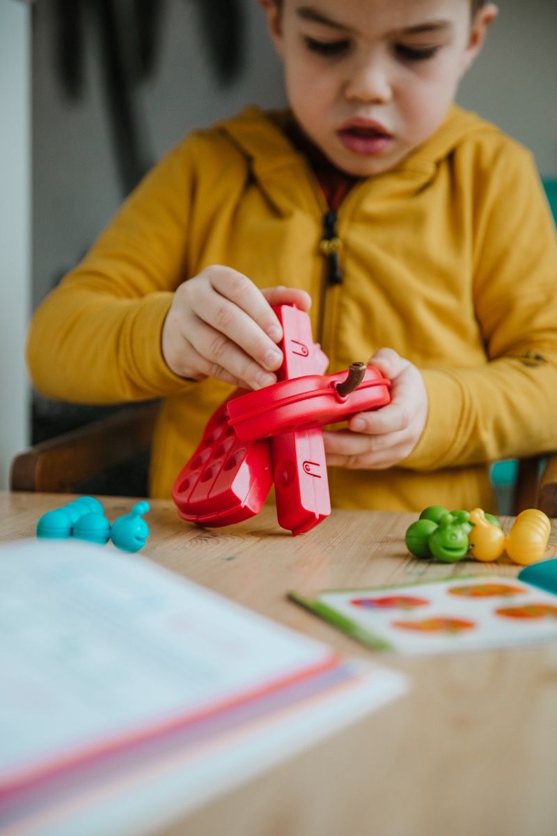 Apple Twist by Smart Games 3