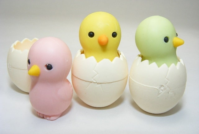 Baby Chick Eraser by Iwako