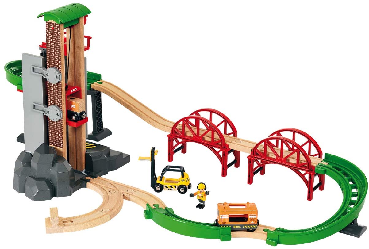 Brio Lift Load Warehouse Set by Brio 4