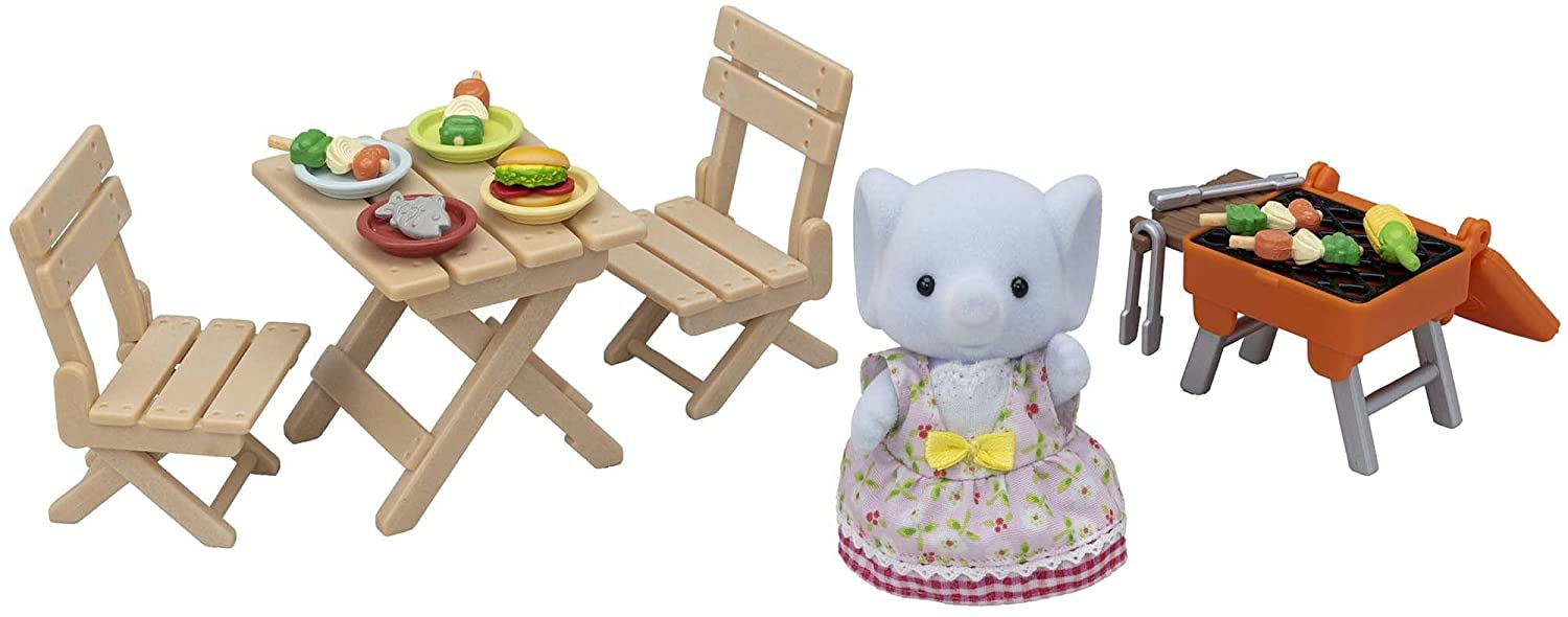 Calico Critters Bubblebrook Elephant Girls BBQ Picnic Set by Epoch Everlasting Play 1