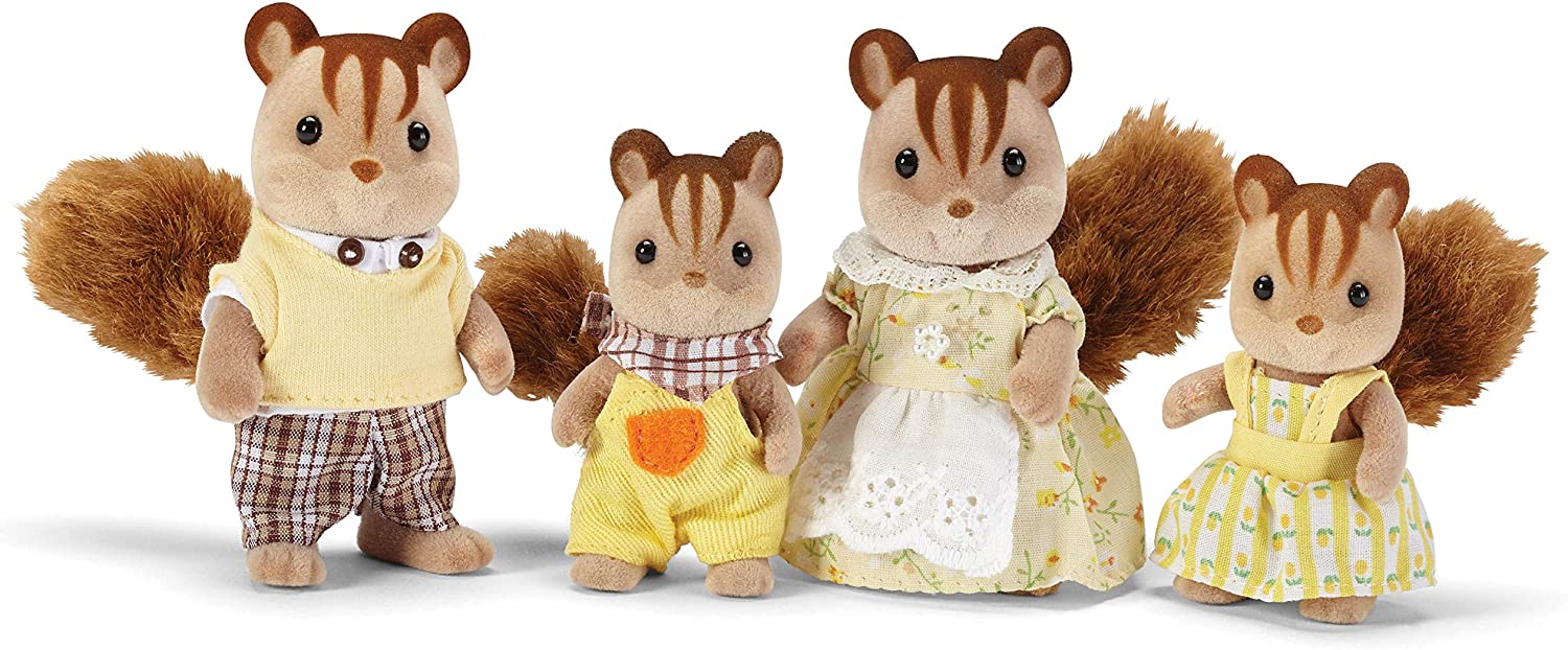 Calico Critters Hazelnut Chipmunk Family by Epoch Everlasting Play