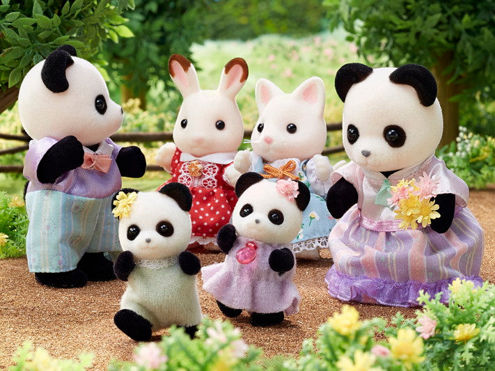 Calico Critters Pookie Panda Family by Epoch Everlasting Play 2
