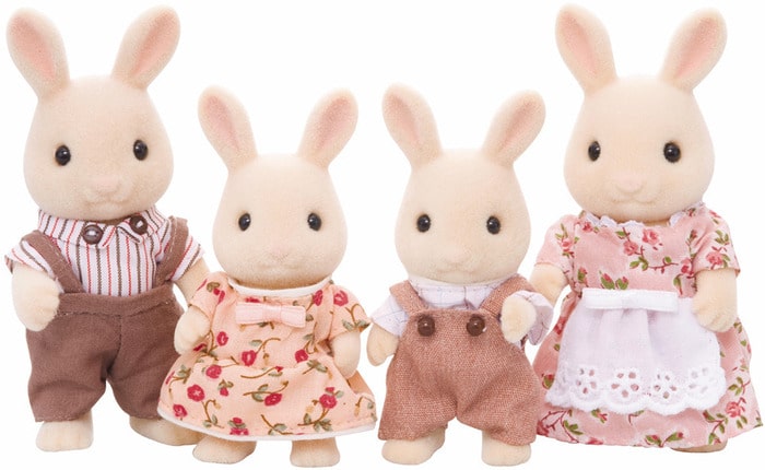 Calico Critters Sweetpea Rabbit Family by Epoch Everlasting Play