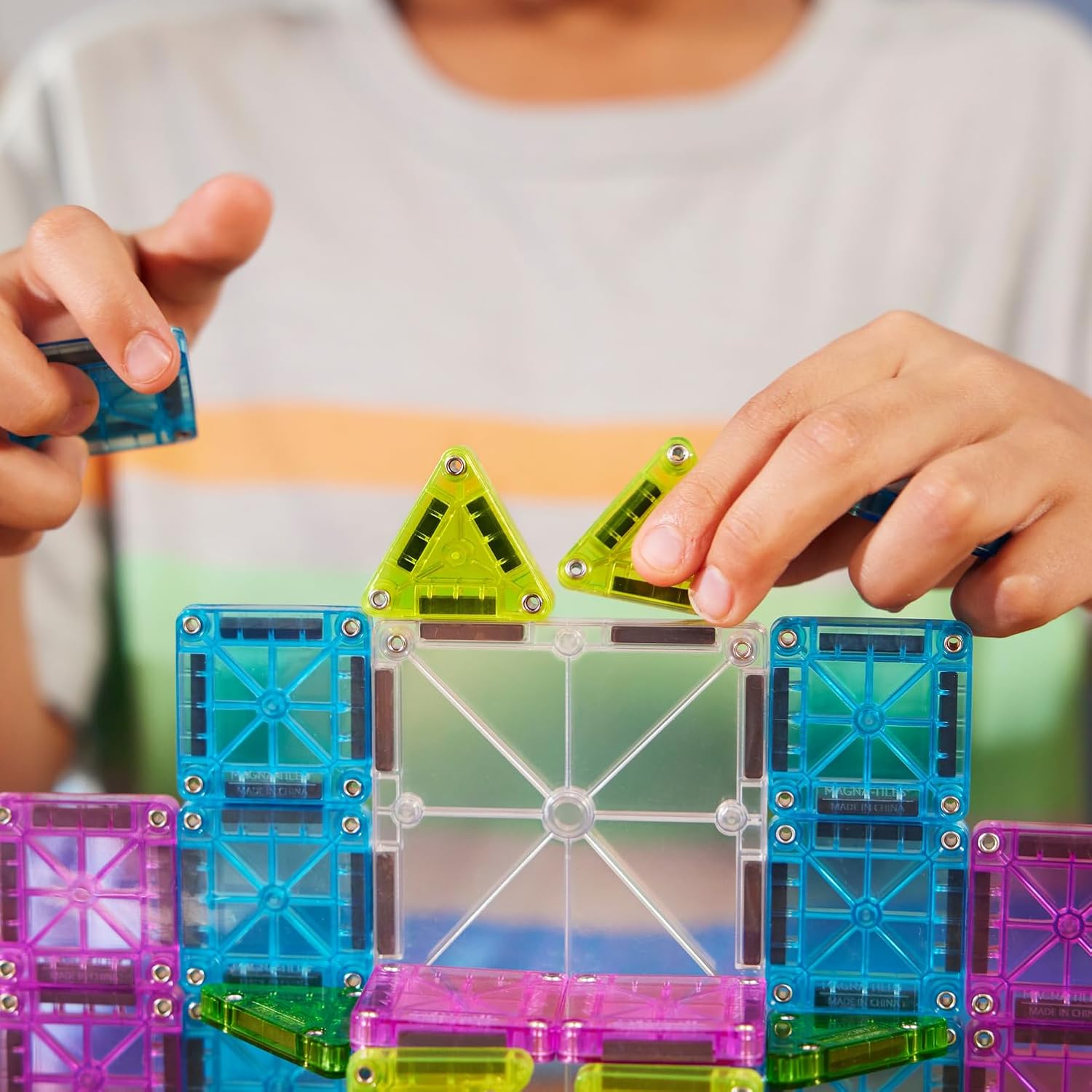 MAGNA-TILES microMAGS Travel Set Deluxe – A2Z Science & Toys
