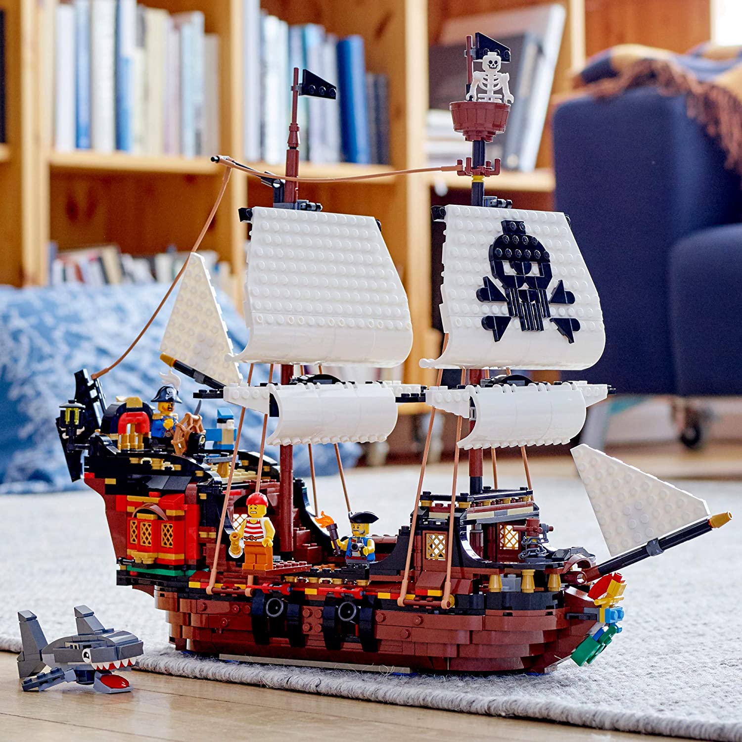 Creator Pirate Ship by 4