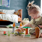 Duplo Jurassic World T.Rex and Triceratops Dinosaur Breakout by Lego 4