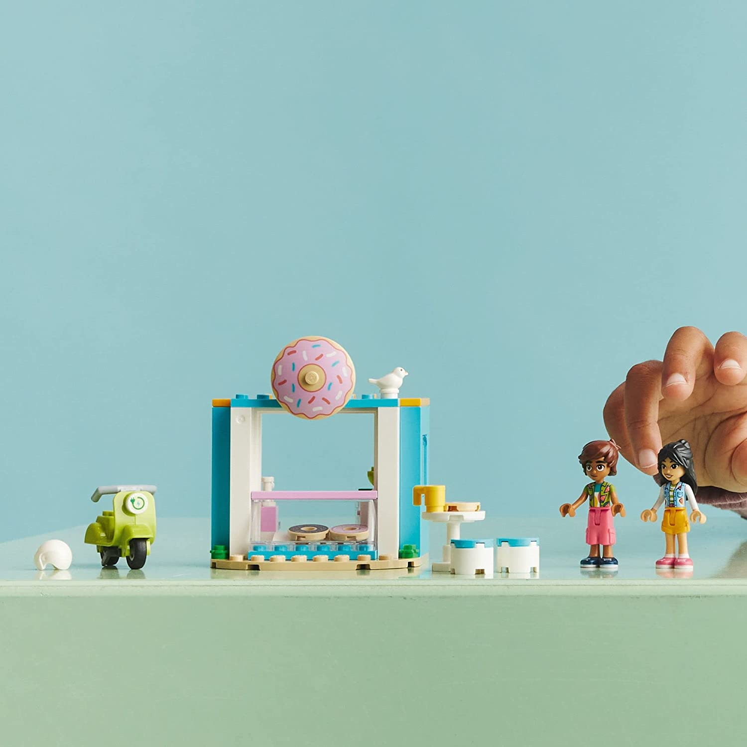 Friends Donut Shop by Lego 5