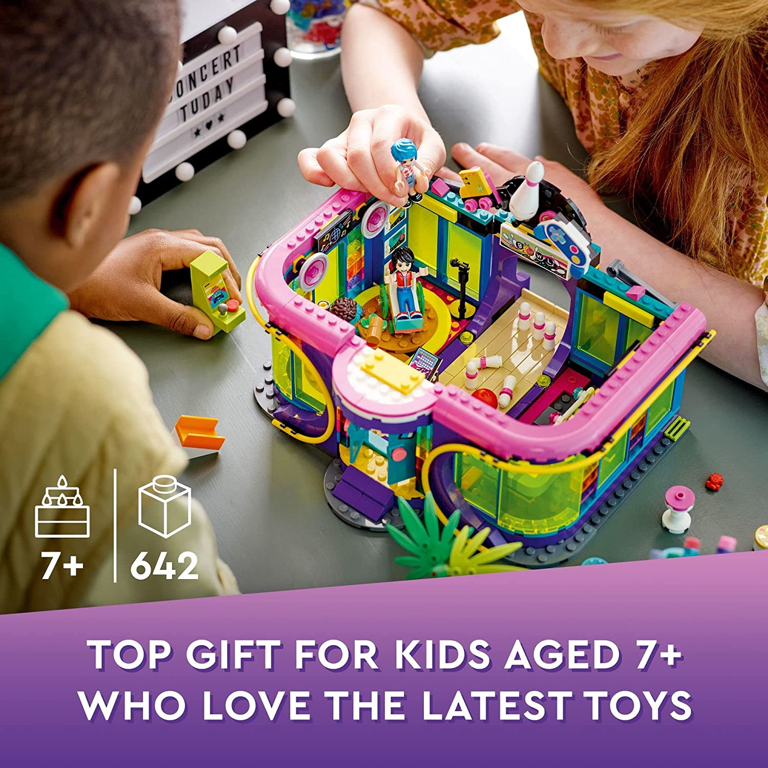 Friends Roller Disco Arcade by Lego 5