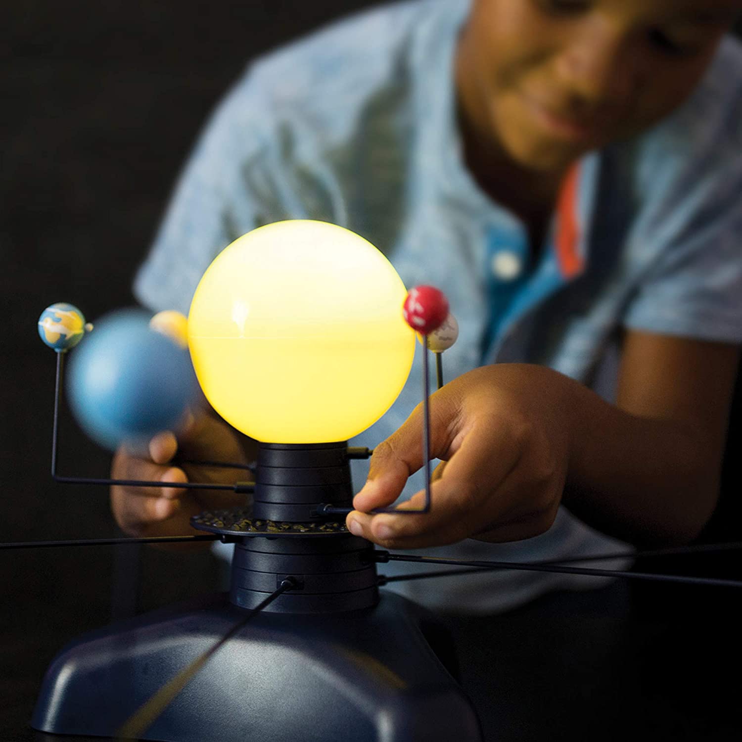 GeoSafari Motorized Solar System by Educational Insights 2