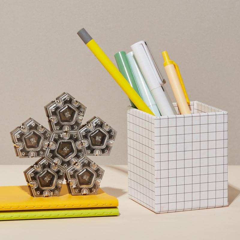 Geode Magnetic Fidget Sphere Black by Speks 2