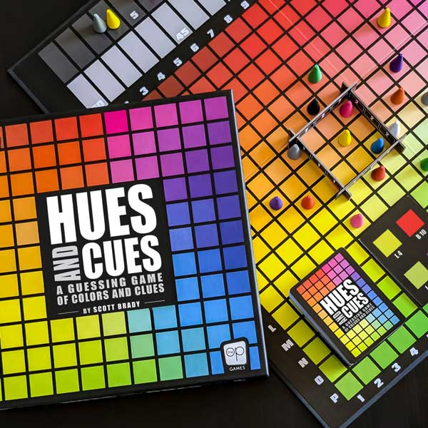 Hues and Clues Game by USAOPOLY 2