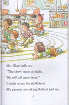 I Can Read Level 1 Fancy Nancy Sees Stars by Harper Collins 3