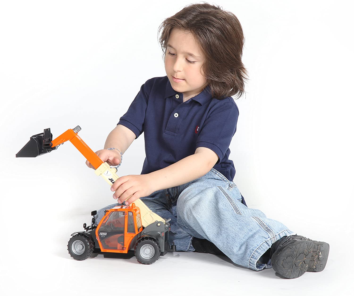 JLG 2505 Telehandler by Bruder 4