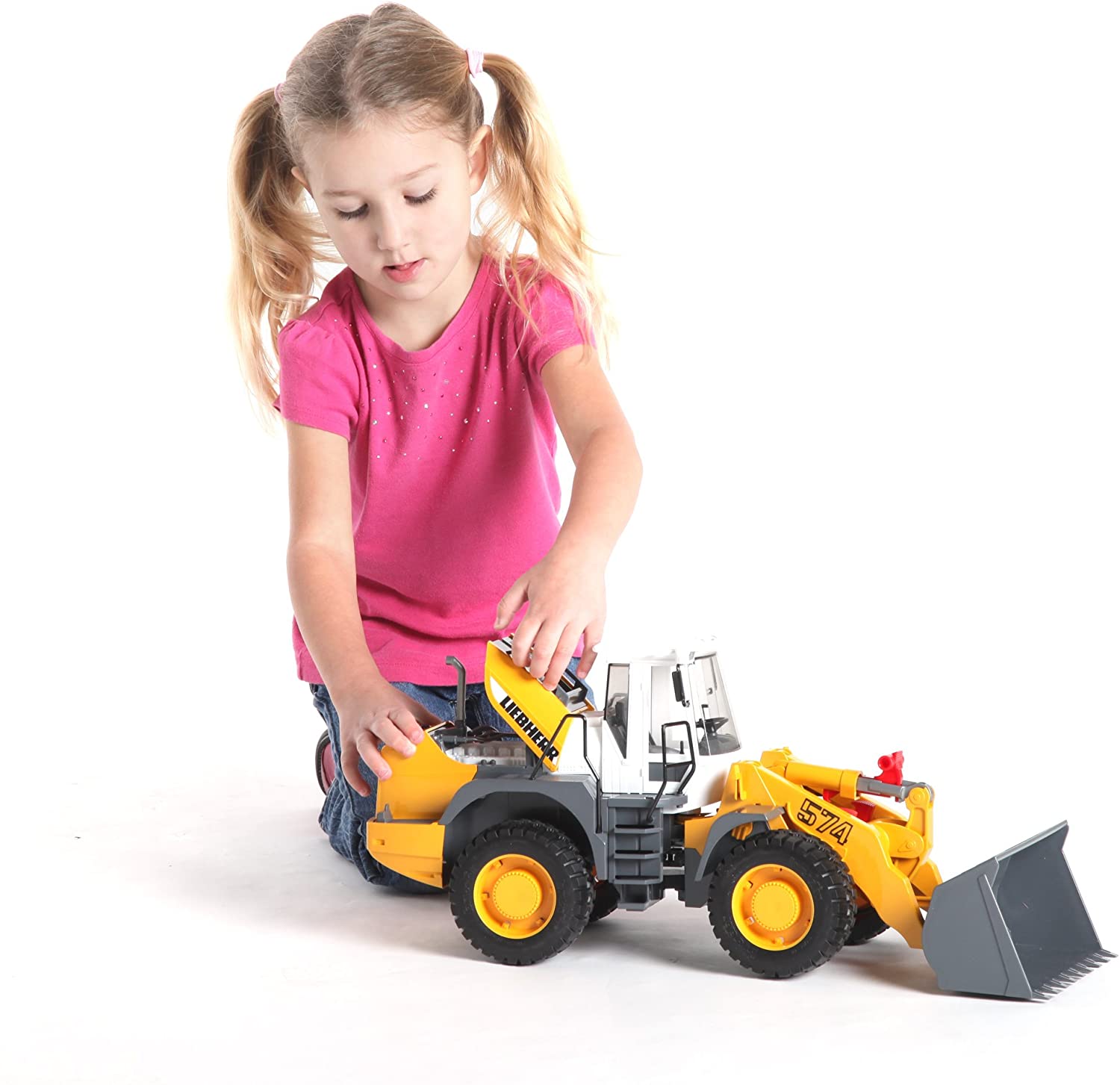 Liebherr Articulated Road Loader by Bruder 2