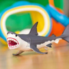 Megalodon Figure by Safari 4