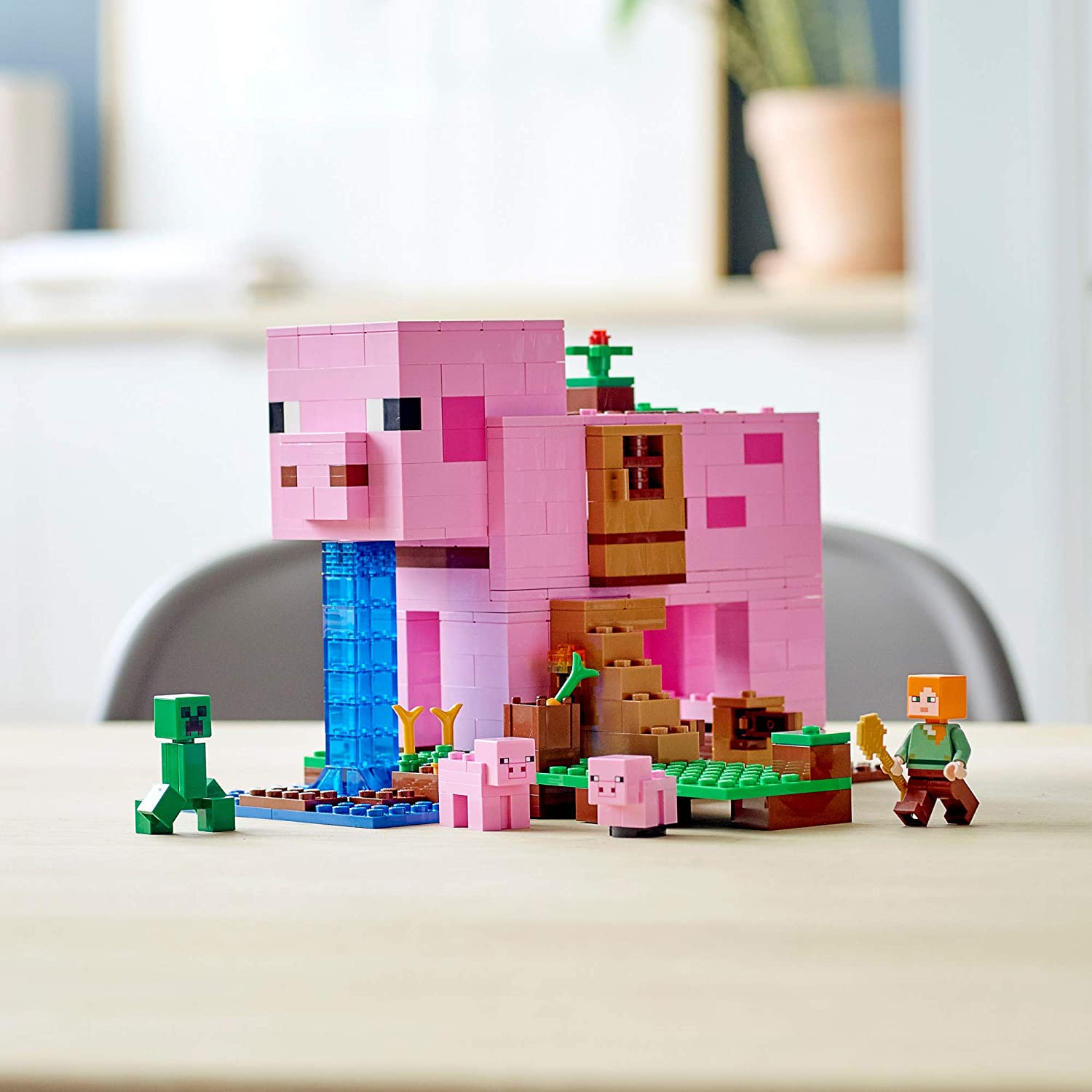 Minecraft The Pig House by Lego 3