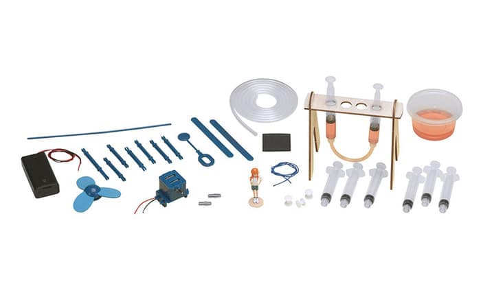 Pepper Mint in the Fantastic Underwater Science Voyage by Thames Kosmos 1