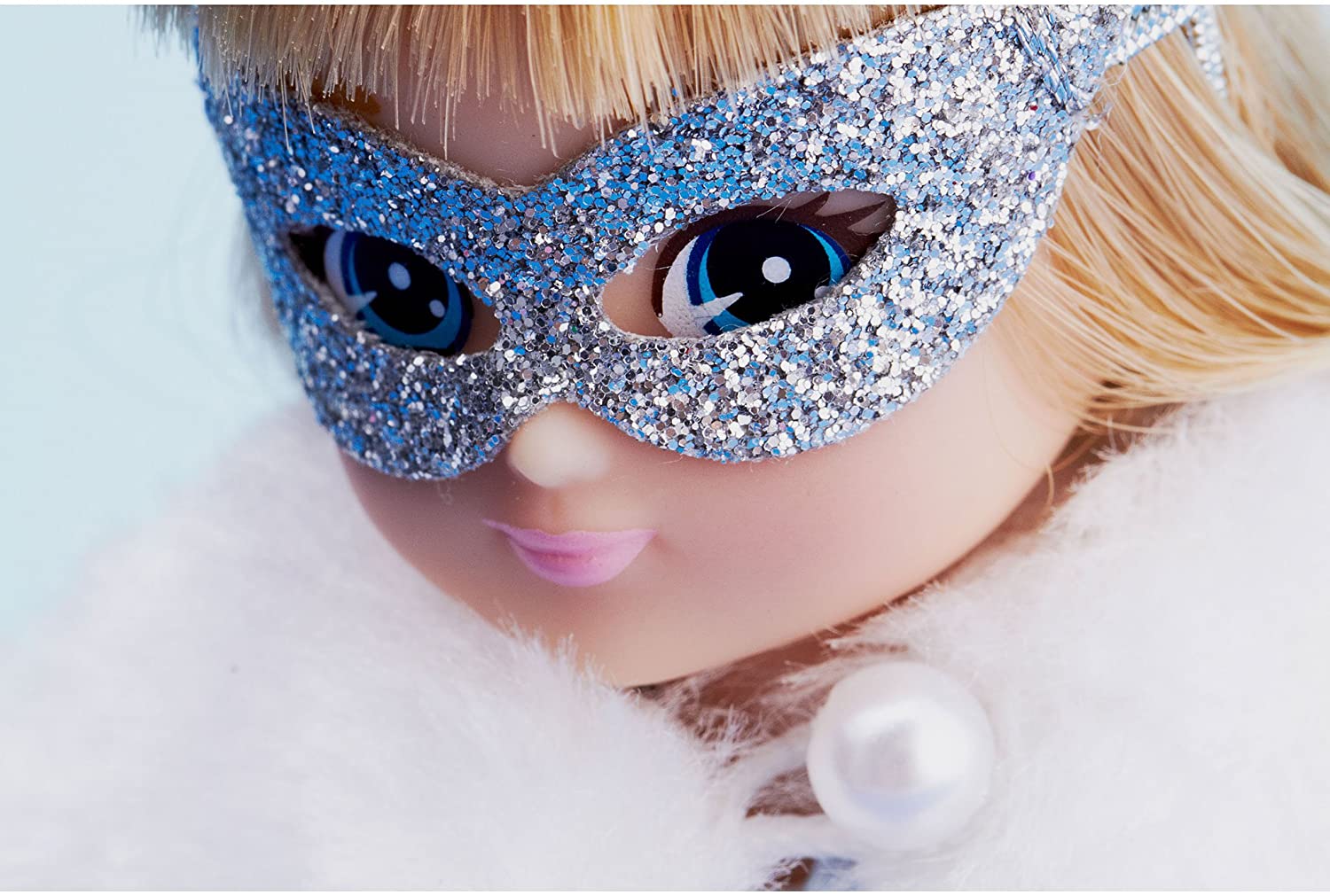 Snow Queen Lottie Doll by Schylling 4