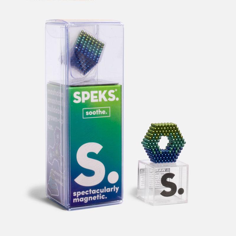 Speks Soothe Gradient by Speks