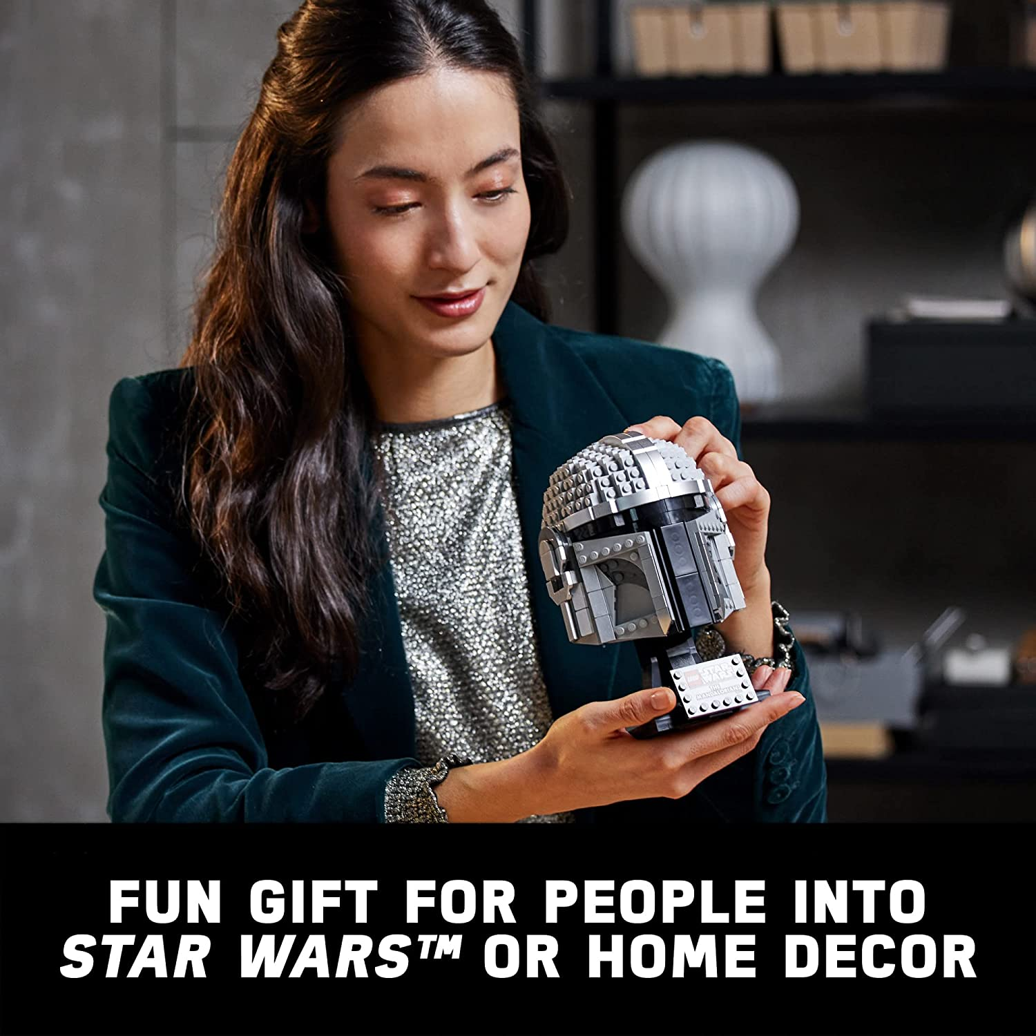 Star Wars The Mandalorian Helmet by Lego 4