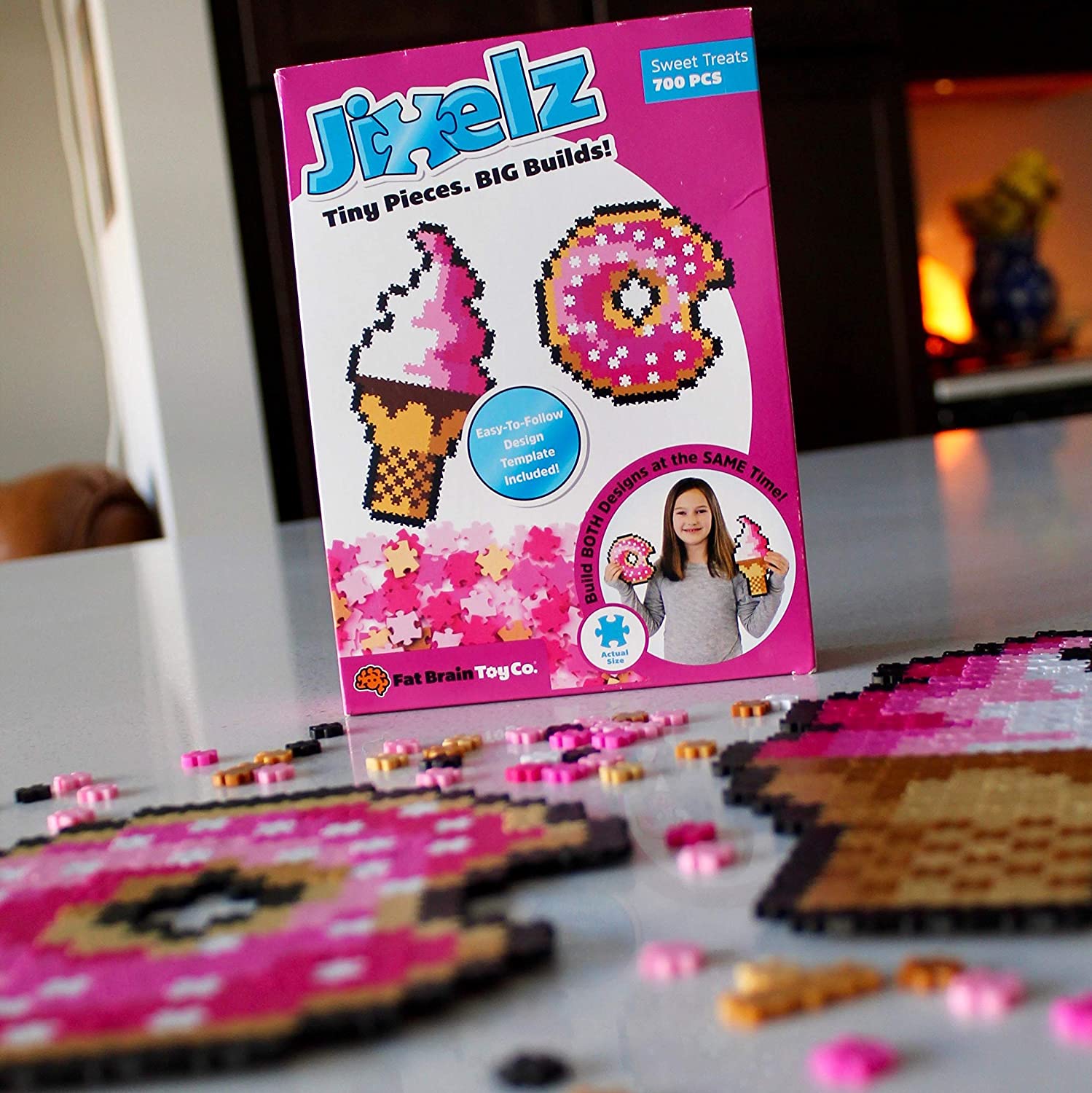 Sweet Treats 700pc Jixelz Set by Fat Brain Toys 5